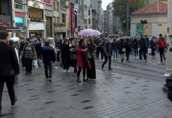 İstanbul’da sağanak yağış etkili oldu, trafikte yoğunluk oluştu