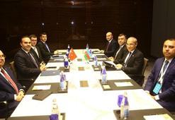 Bakan Kacır'dan Bakü'de diplomasi trafiği