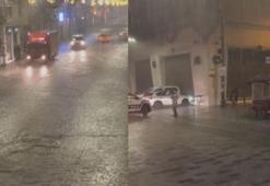İstanbul'da sağanak etkili oldu; İstiklal Caddesi sular altında kaldı