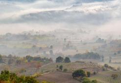 Sisle kaplanan Uludağ’ın eteklerinde sonbahar güzelliği, dronla görüntülendi