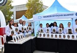 Balıkesir'deki 23 öğrenci, ilin kaybolmuş 60 yemeğini kitaplaştırdı