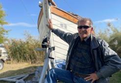 Ankara'da yaptığı tekneyle Türkiye'yi geziyor