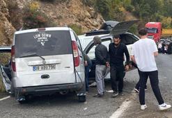 Artvin'de 3 aracın karıştığı zincirleme kazada 4 yaralı