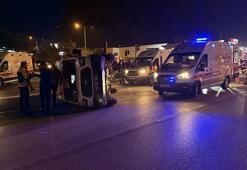 Ambulans ciple çarpıştı, 3 sağlık personeli yaralı