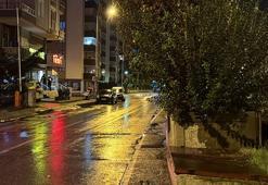 Otomobil içinde tartıştığı arkadaşını bıçakla yaraladı