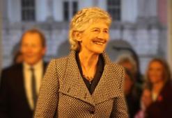 İrlanda'da yapılan cumhurbaşkanlığı seçimlerini Catherine Connolly kazandı