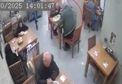 Lokantada nefes borusuna yiyecek kaçan müşteriyi, Heimlich manevrasıyla kurtardı