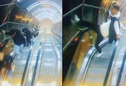 Yaya üst geçidinin korkuluklarına tekme ve yumruklu saldırı kamerada