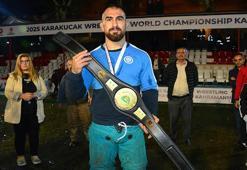 1’inci Dünya Karakucak Şampiyonası’nın başpehlivanı Feyzullah Aktürk oldu