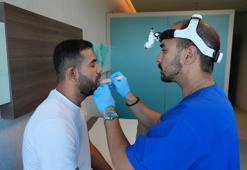 Silahlı yaralama sonucu çenesinin yarısını kaybeden hasta sağlığına kavuştu