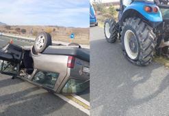 Traktöre çarpan otomobil devrildi: 5 yaralı