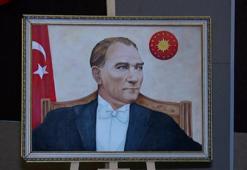 Öğretmenlerden Cumhuriyet’e özel zeybek