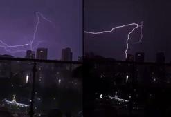 İstanbul'da akşam saatlerinde şimşek ve gök gürültüsü etkili oldu