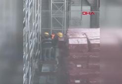 Bahçelievler'de inşaatın yük asansörü düştü; 4 yaralı