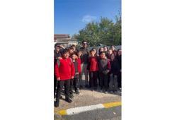 Güller ve Günahlar seti çocuklarla renklendi