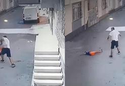 Kovaladığı çocuğu ayak bileğinden tutup yere fırlattı