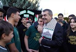 Bakan Tekin: Filistin'e destek kermeslerinde 80 milyon lira gelir elde edildi