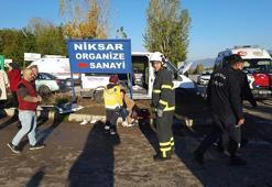 İşçi servis minibüsleri çarpıştı: 10 yaralı