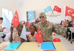 Somali Türk Görev Kuvveti Komutanlığı’ndan şehit çocuklarına ziyaret