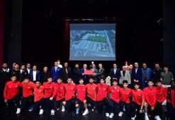 Fatih Belediyesi’nden amatör spor kulüplerine malzeme desteği