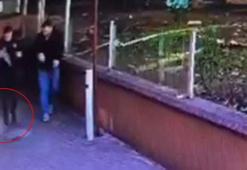 İtfaiyeci, AVM balkonundan atılan içi dolu pet şişeden son anda kurtuldu