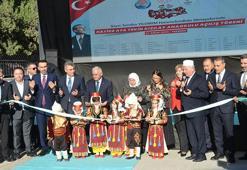 Binali Yıldırım, Mersin'de anaokulu açılışına katıldı