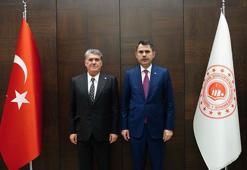 Bakan Kurum, Beşiktaş Başkanı Adalı'yı kabul etti