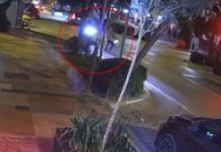 Motosikletin çarptığı yaya hayatını kaybetti; kaza kamerada