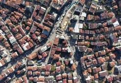 Kocaeli’de yıkılan binanın yakınındaki binalar tahliye edildi; ekipler inceleme başlattı