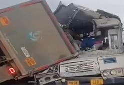 Hindistan'da kaza: 20 ölü