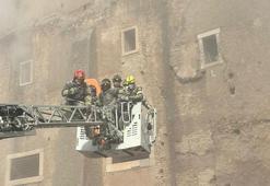 Roma'daki tarihi kulede kısmı çökme: 4 yaralı