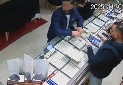 Kuyumculara sahte altın satan 2 kardeş tutuklandı, anneleri adli kontrolle serbest