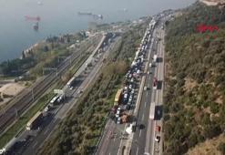 TEM'de, karşı yöne geçen TIR, 3 araçla çarpıştı