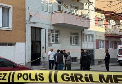 2 engelli çocuk annesi kadın, evde boğazı kesilmiş halde bulundu