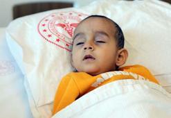Hamza bebek ameliyatla ilk kez duydu