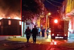 Gaziantep’te 3 katlı binada yangın