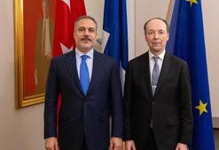 Bakan Fidan, Fin Parlamentosu Başkanı Halla-aho ile görüştü