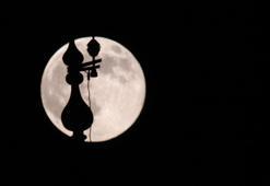 Rize semalarında 'Süper Ay' görüntülendi