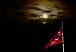 Süper Ay Manisa’da göz kamaştırdı