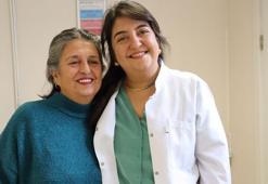 Kızını böbreğiyle ikinci kez hayata bağlayan anne: O mutlu ve sağlıklıysa ben de mutluyum