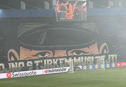 Viktoria Plzen'den dikkat çeken pankart