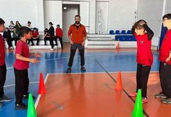 İzmir'in ilk spor ortaokulunda geleceğin sporcuları yetişiyor