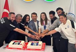 ASKİ Spor, dünya şampiyonu tekvandocularını ağırladı