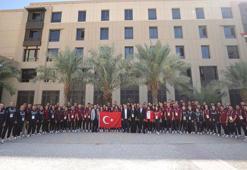 Bakan Bak, Suudi Arabistan’da milli sporcularla bir araya geldi