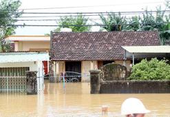 Kalmaegi Tayfunu, Vietnam'ı vurdu: 5 ölü