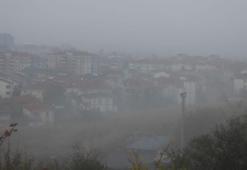 Keşan'da yoğun sis; görüş mesafesi 30 metreye düştü