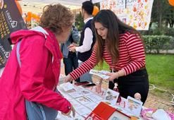 Kadıköy'de LÖSEV şenliği renkli görüntülere sahne oldu