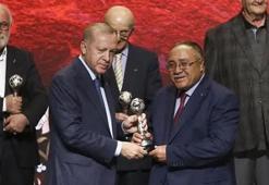 'UNESCO Yaşayan İnsan Hazinesi' ünvanlı davul ustası Adem Göçer, hayatını kaybetti