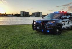 ABD'de polisten kaçan sürücü otomobiliyle gece kulübüne girdi: 4 ölü, 13 yaralı