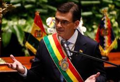 Bolivya'da seçimleri kazanan yeni Devlet Başkanı Paz yemin ederek göreve başladı